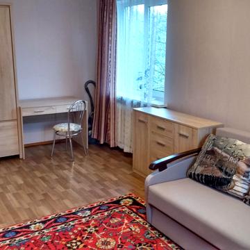 Вацлава Гавела бульв. (Івана Лепсе), 40