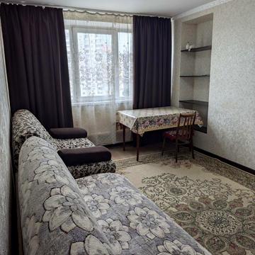 Братиславська вул., 12