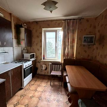 Академіка Заболотного вул., 35