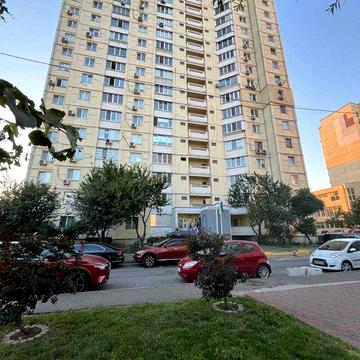 Без коміссії  1-к квартира вул.Ернста 6. Держпрограми, безготівковий +