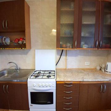 Павла Тичини просп., 20