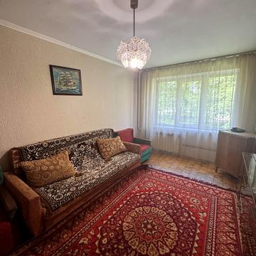 Європейського Союзу просп. (Правди), 72