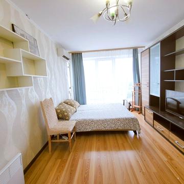 Кіото вул., 11