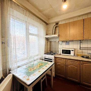 Лісовий просп., 17-Б