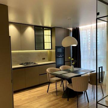 "Оренда євро двійка, від власника. Main House Коновальця  37