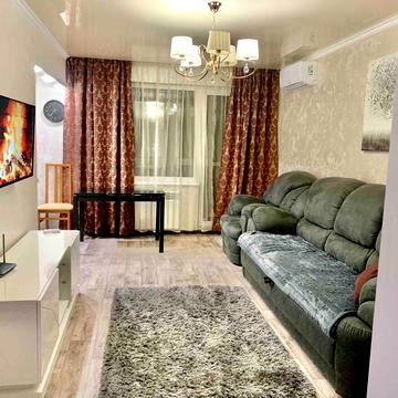 Вахи Арсанова вул. (Рокоссовського), 8