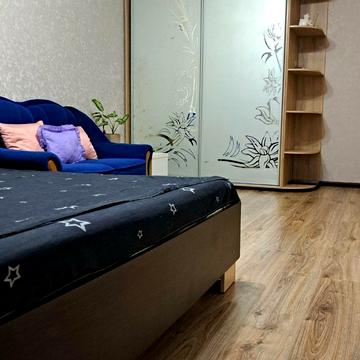 Петра Калнишевського вул. (Харитонова), 19