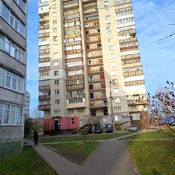 Продаж 1-кімн квартира 10 мкр, цегляний будинок