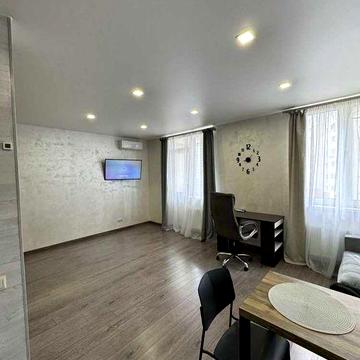 Здаю простору квартиру-студію в ЖК Navigator