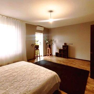 Перша здача в оренду! Будинок в Обухові на довгий термін.