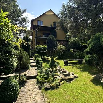 Яворівська вул.