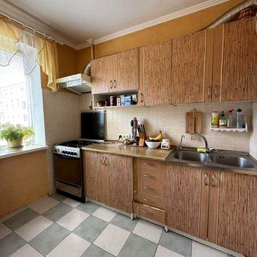 Продам 2-кімн. квартиру, вул. Озерна, Оболонь KL