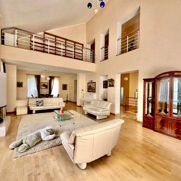 Золотоворітська вул.