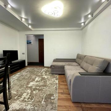 Оболонський просп., 16