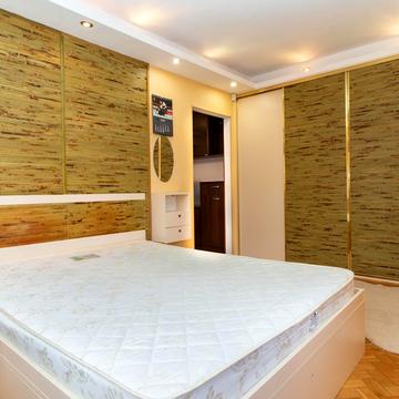 Коломийський пров., 11