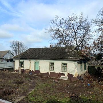 Хата по вулиці Пирогова, земельна ділянка