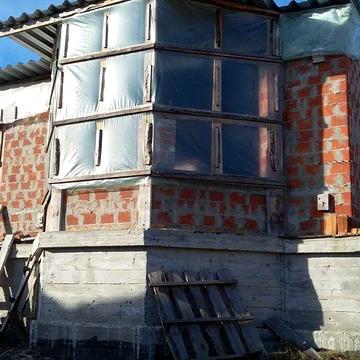 Продам земельну ділянку + будинок