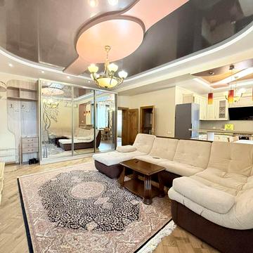 Рози Ауслендер вул., 33-Б