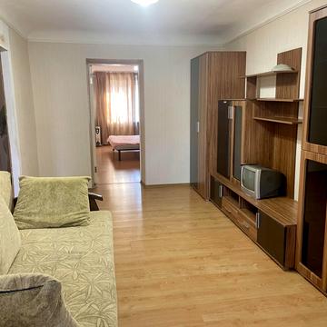 Полтавський Шлях вул., 130/132