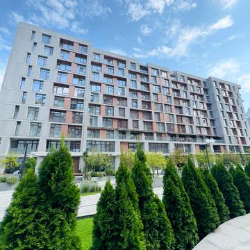 Кучеревського бульв., 1