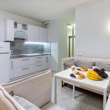 Предславинська вул., 55-А