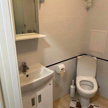 Довгострокова оренда 1к Квартира вул. Пулюя