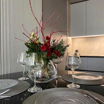 Регенераторна вул., 4