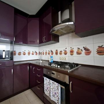 Варшавська вул., 114-Р