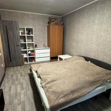 Тракторобудівників просп., 142