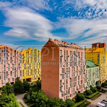 Регенераторна вул., 10