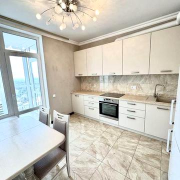 Оренда 1к квартири у ЖК Сирецькі Сади. Генератор на ліфтах