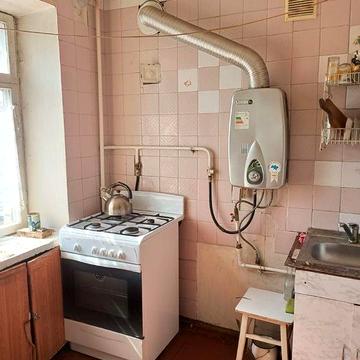 Продам 3 к квартиру в центрі
