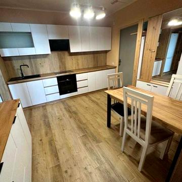 Ревуцького вул., 54