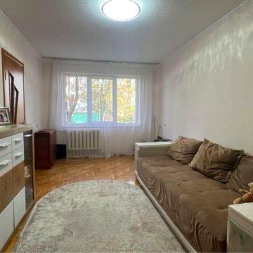 Продається 3-кімнатна квартира на вул. Виговського