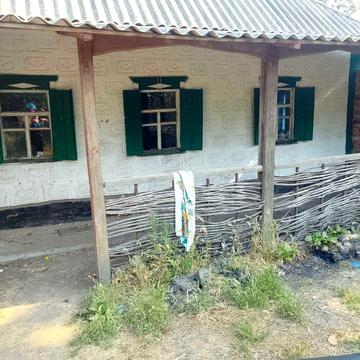 Сдам  ХАТУ(2-две) продам с участками Новая  Галещина