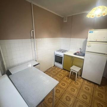 Павла Тичини просп., 20