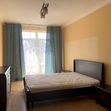 Гетьмана Івана Мазепи вул. (Топольна), 1