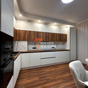 Андрія Верхогляда вул. (Михайла Драгомирова), 12