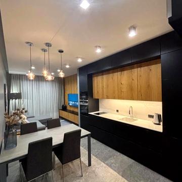 Ділова вул. (Димитрова), 1/2