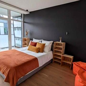 Вячеслава Чорновола просп. (), 16ж