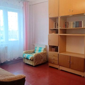 Йорданська вул. (Лайоша Гавро), 3