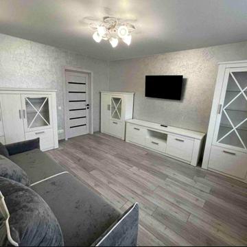 Оренда сучасної  2к кв пр Чорновола