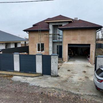 Продам будинок 240м2 з гаражем