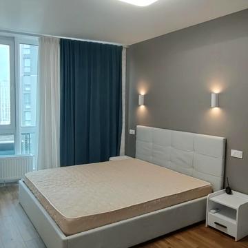 Зарічна вул., 4/2