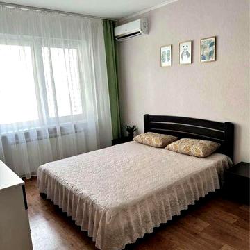 Оренда 1-к, Дарницький район, метро Осокорки, вул. Григорія Ващенка 5