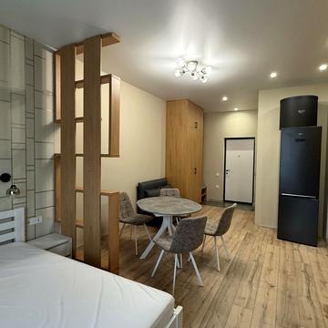 Маячний пров., 7