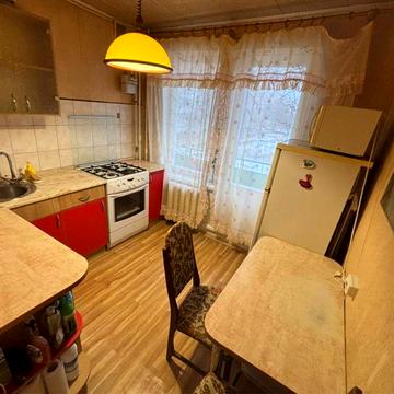 2-к Браилки, рядом 13-я Школа