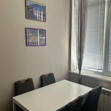 Жилянська вул., 118