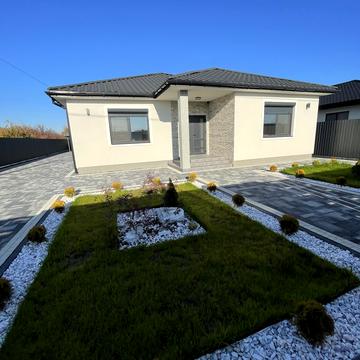 Залізнична вул.