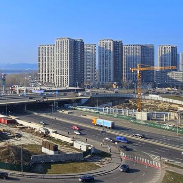 Миколи Бажана просп., 10